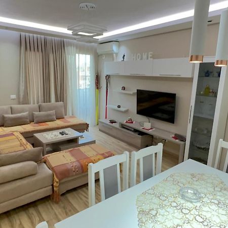 Square Inn Tiranë Luaran gambar